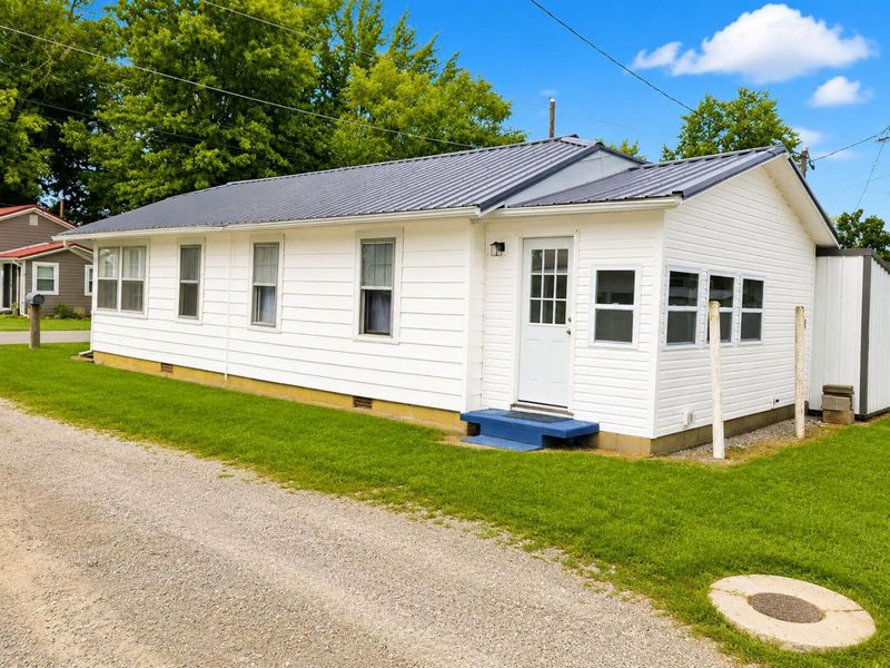 9004 Walnut Street, Lakeview, OH 43331 Photo 4