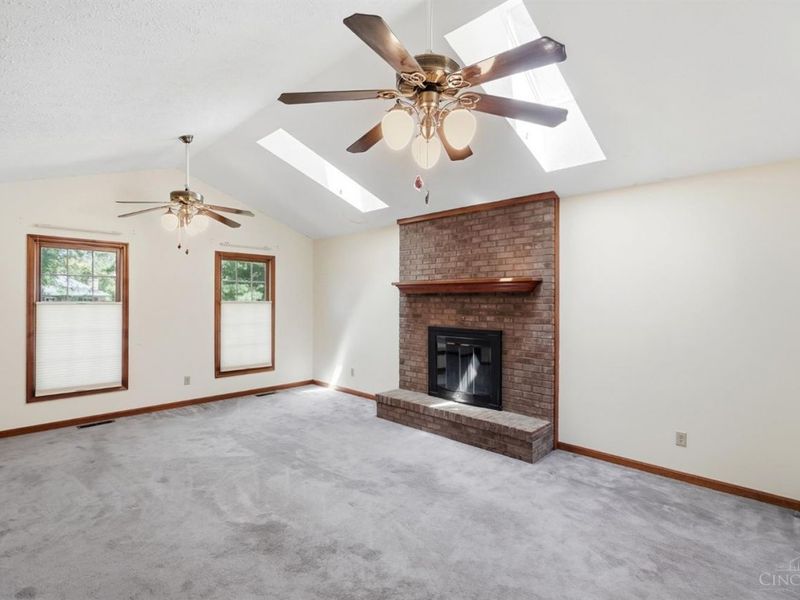 7795 Mitchell Park Drive, Miami Township, OH 45002 Photo 10