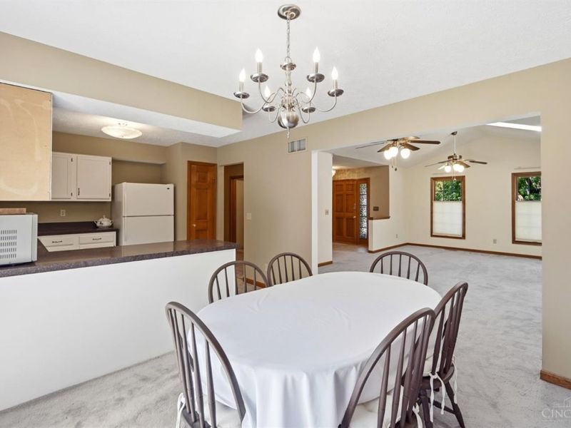 7795 Mitchell Park Drive, Miami Township, OH 45002 Photo 16