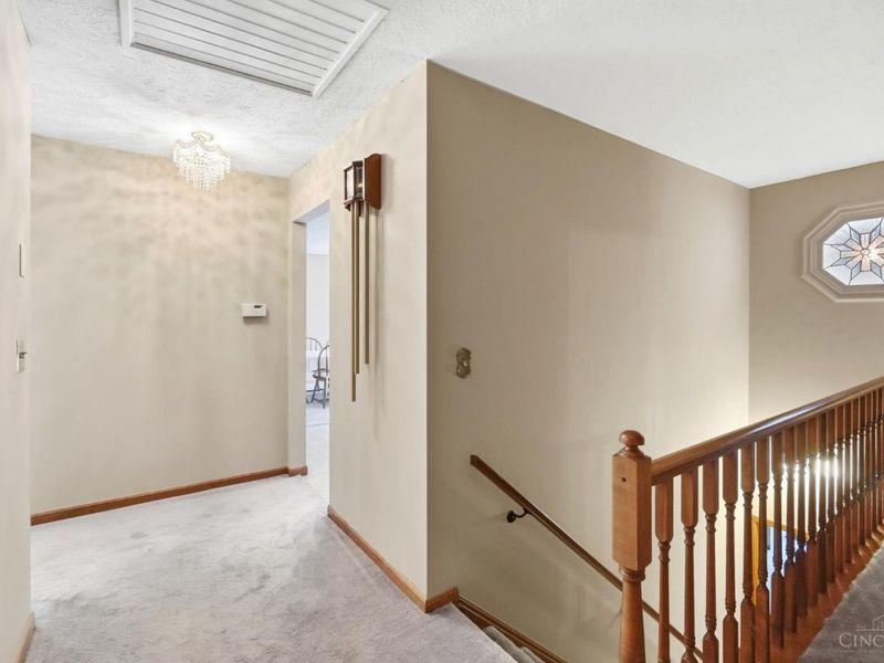 7795 Mitchell Park Drive, Miami Township, OH 45002 Photo 24
