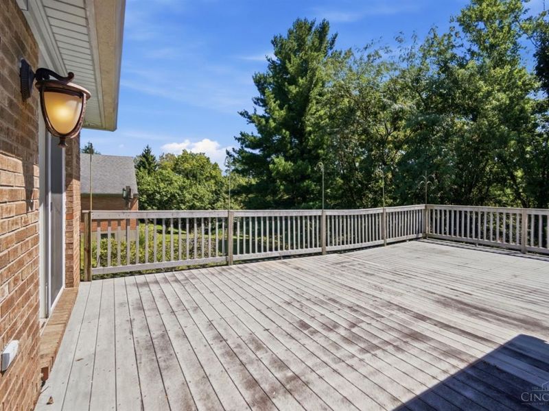 7795 Mitchell Park Drive, Miami Township, OH 45002 Photo 34