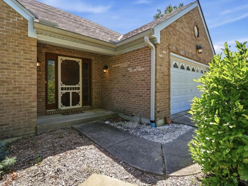 7795 Mitchell Park Drive, Miami Township, OH 45002 Photo 4