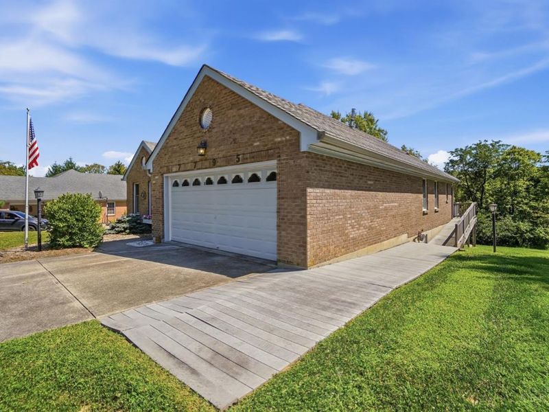 7795 Mitchell Park Drive, Miami Township, OH 45002 Photo 41