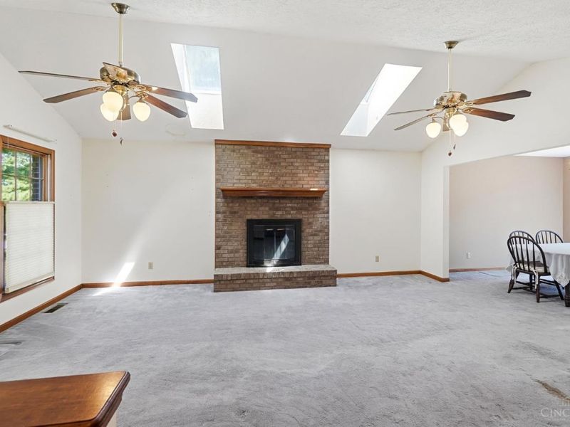 7795 Mitchell Park Drive, Miami Township, OH 45002 Photo 9