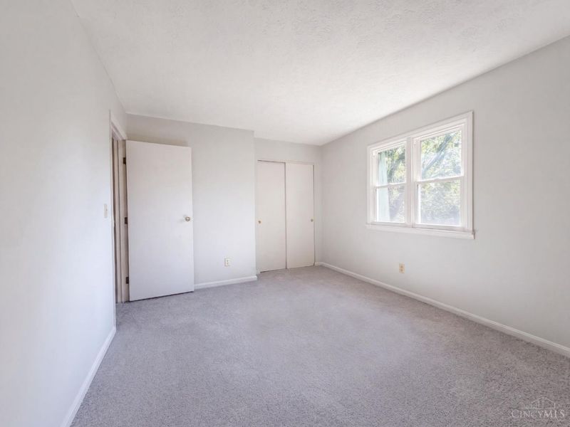7636 Montgomery Road, Unit C, Cincinnati, OH 45236 Photo 12