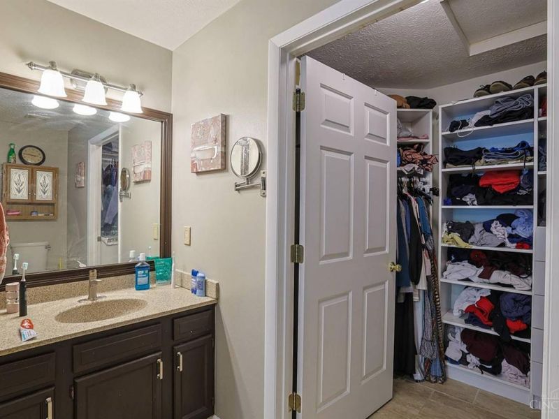 3343 Hidden Creek Drive, Unit 78, Cincinnati, OH 45251 Photo 17