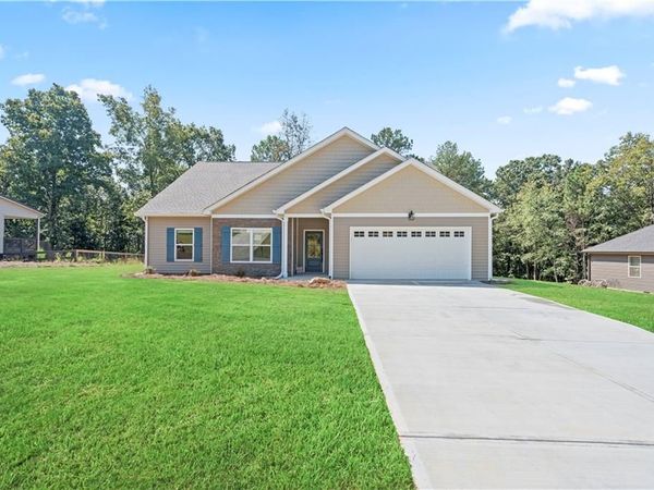 196 Talon Drive SE, Rydal, GA 30171