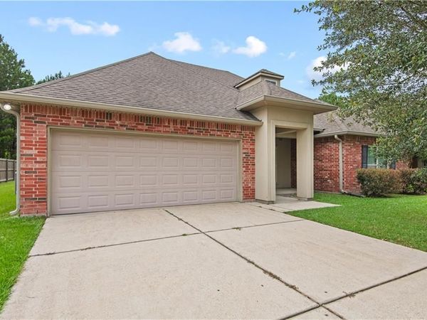 629 WOODBURNE Loop , Covington, LA 70433