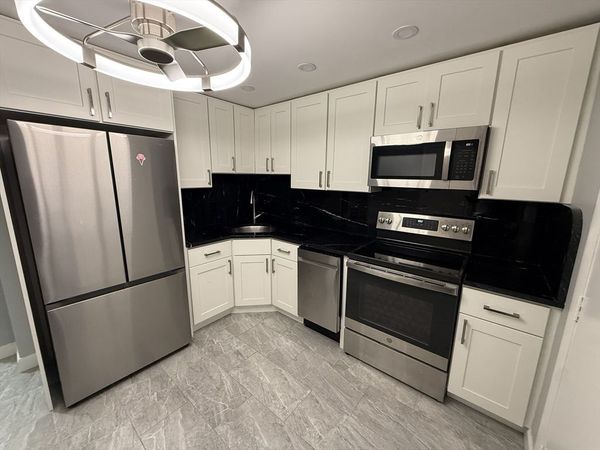 333 Central St, Unit 1H, Saugus, MA 01906