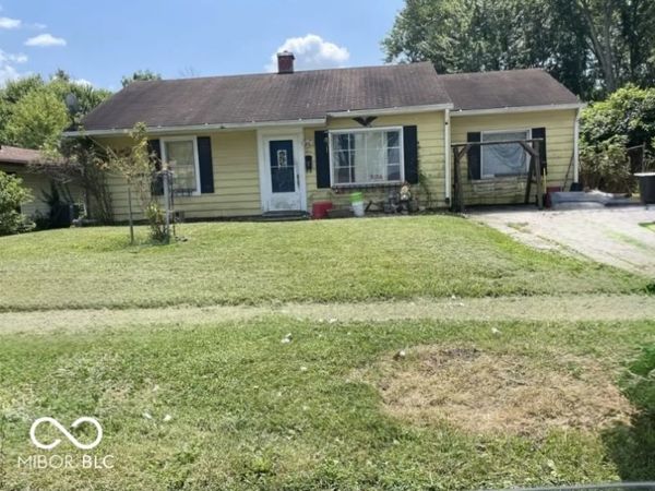 1311 Pinecrest Drive , Brazil, IN 47834