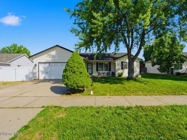 1371 W HERON AVE, Hayden, ID 83835