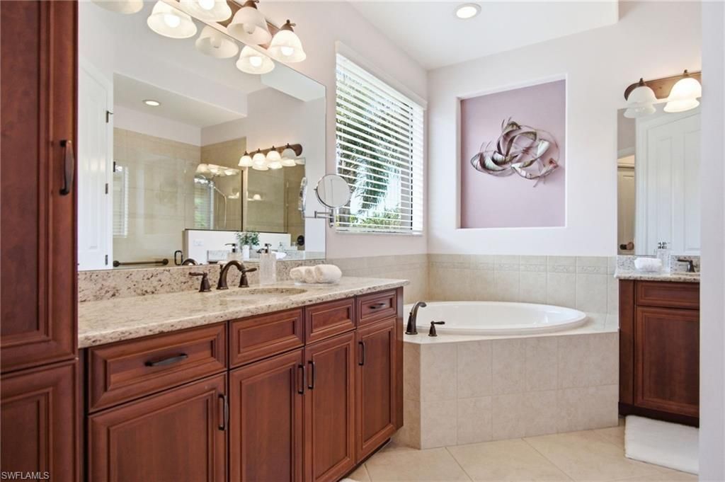 15850 Secoya Reserve Cir, Naples, FL 34110 Photo
