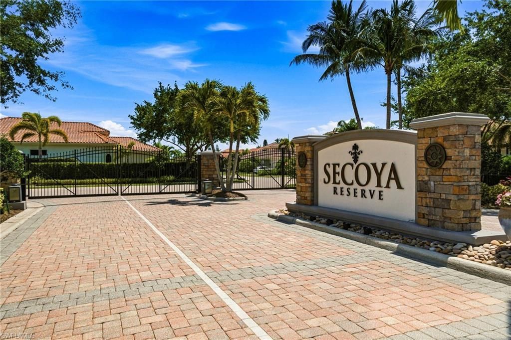 15850 Secoya Reserve Cir, Naples, FL 34110 Photo