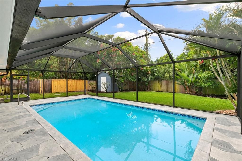 1128 Hilltop Dr, Naples, FL 34103 Photo