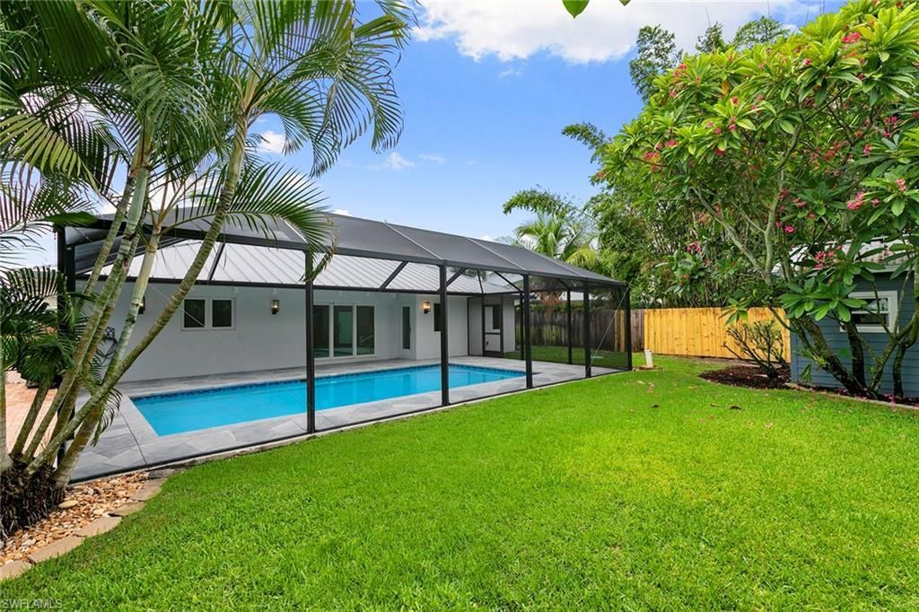 1128 Hilltop Dr, Naples, FL 34103 Photo