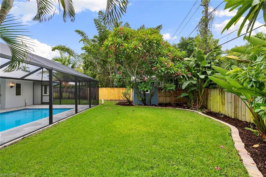 1128 Hilltop Dr, Naples, FL 34103 Photo