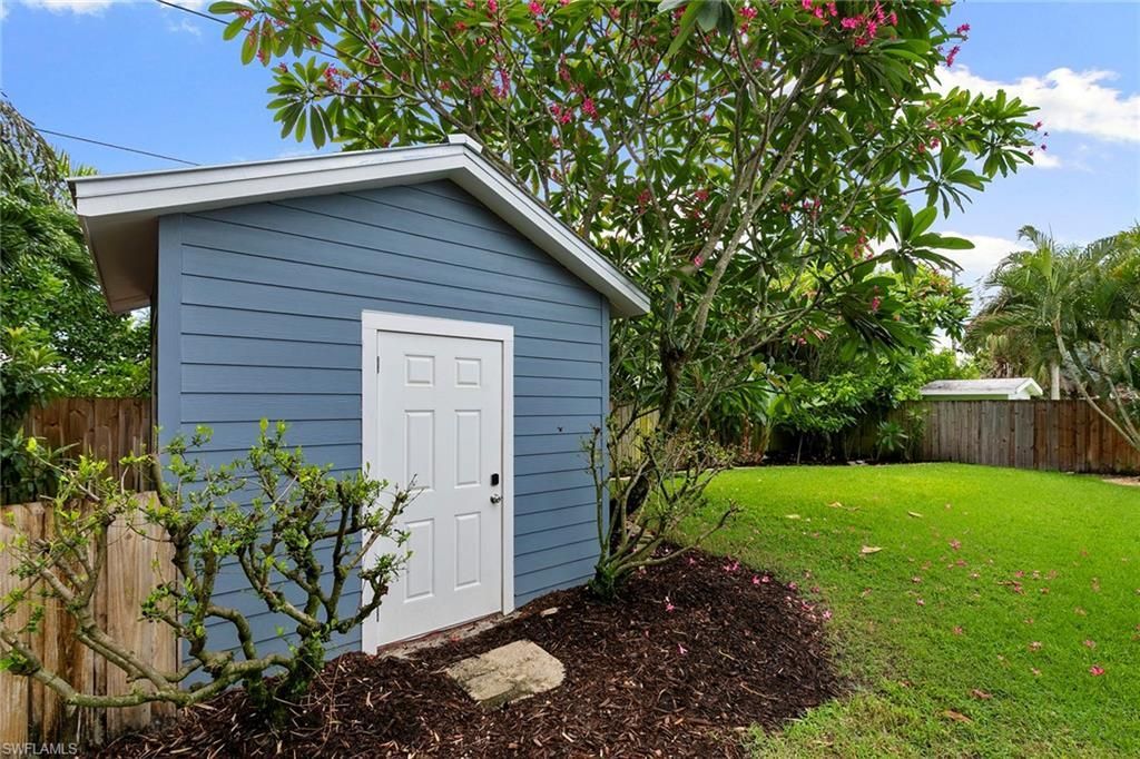 1128 Hilltop Dr, Naples, FL 34103 Photo