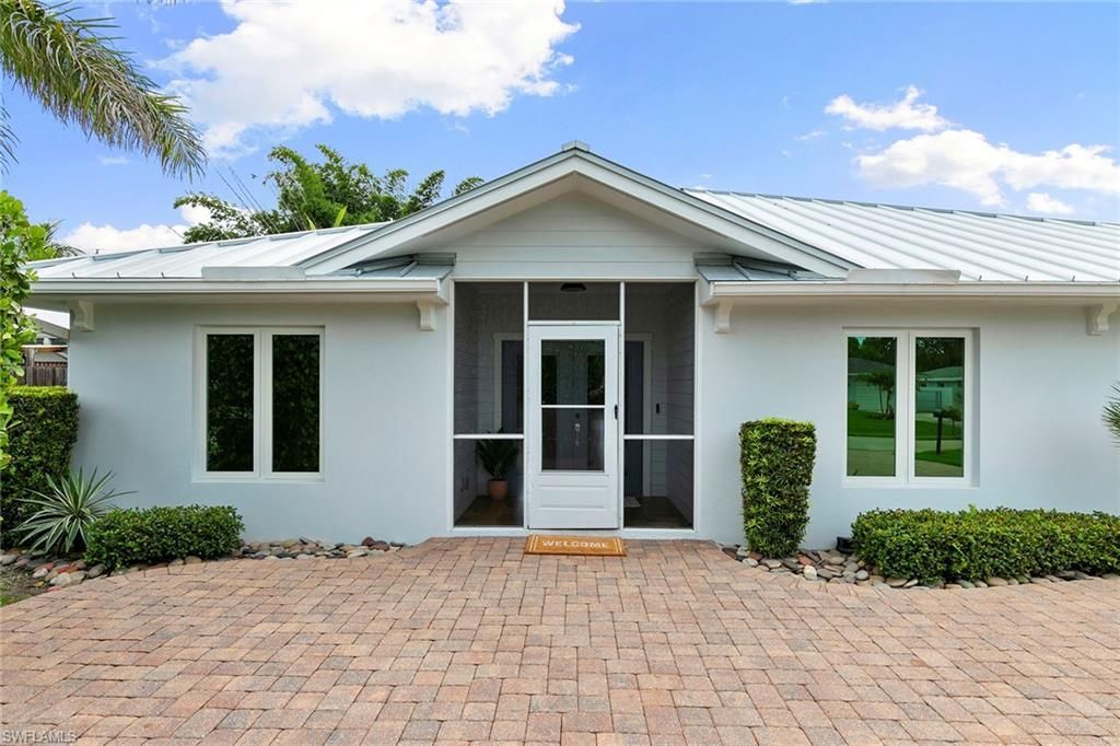 1128 Hilltop Dr, Naples, FL 34103 Photo