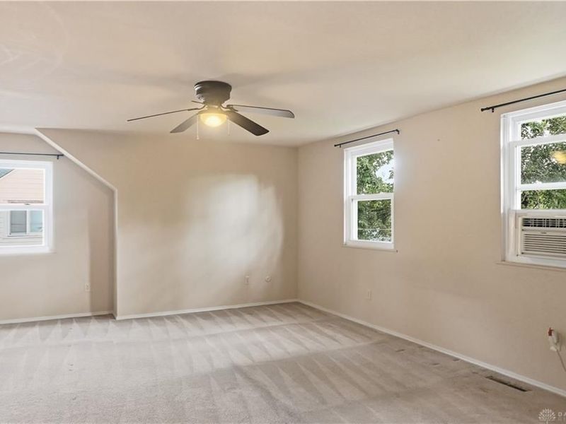 406 Triangle Avenue, Oakwood, OH 45419 Photo 23