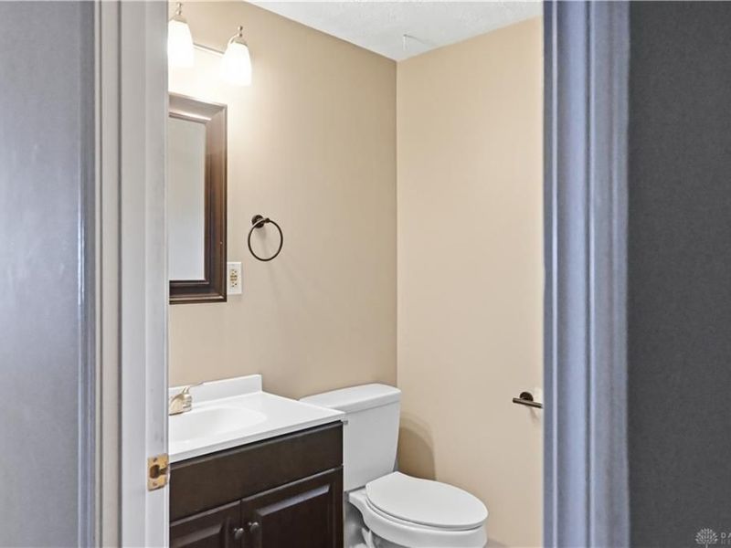 406 Triangle Avenue, Oakwood, OH 45419 Photo 26