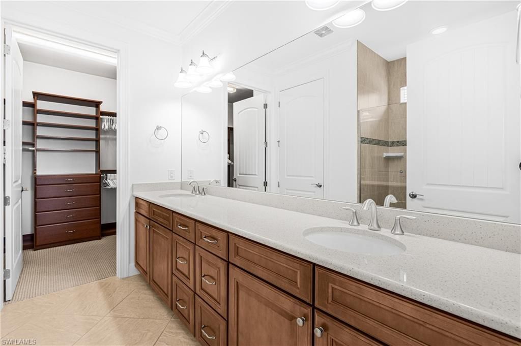 10647 Tiki Ct, Estero, FL 33928 Photo