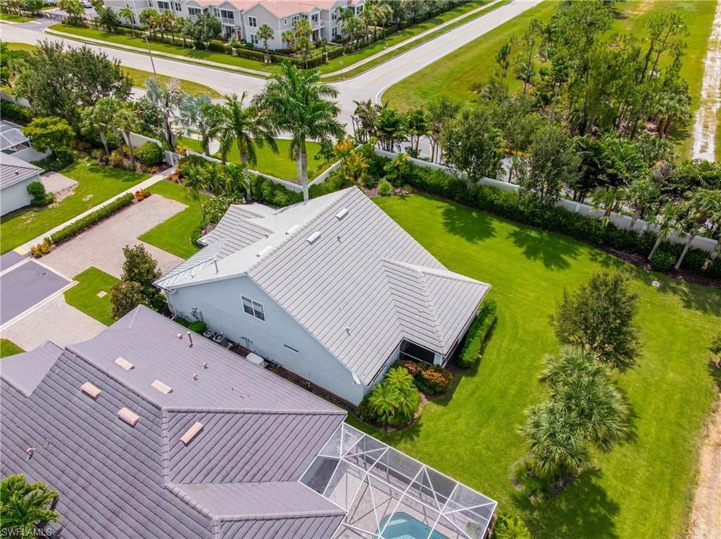 10647 Tiki Ct, Estero, FL 33928 Photo