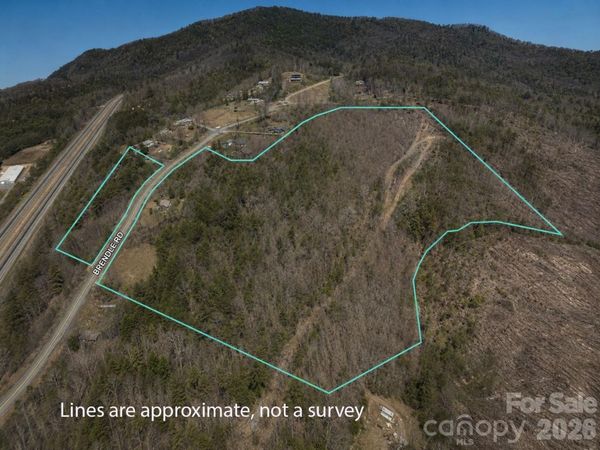 414 Brendle Road , Bryson City, NC 28713