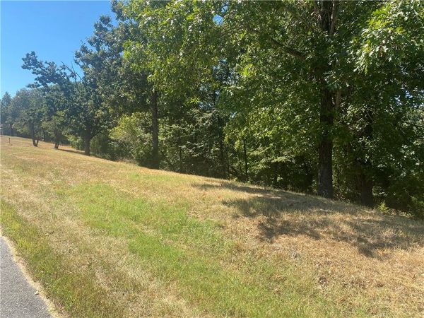 Eastgate Drive , Rogers, AR 72756