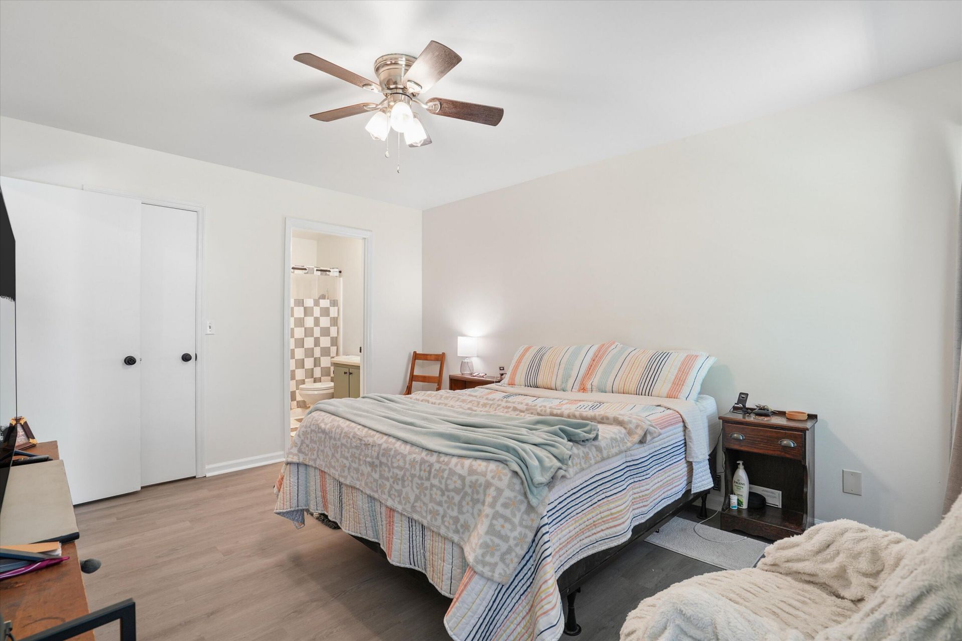 406 Miami Street Photo 15