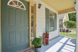 406 Miami Street photo 4