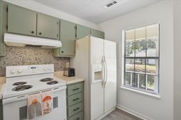 406 Miami Street photo 4