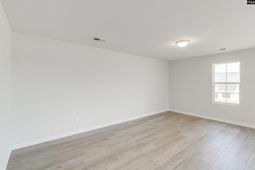 230 Laurinton Farms Drive photo 4