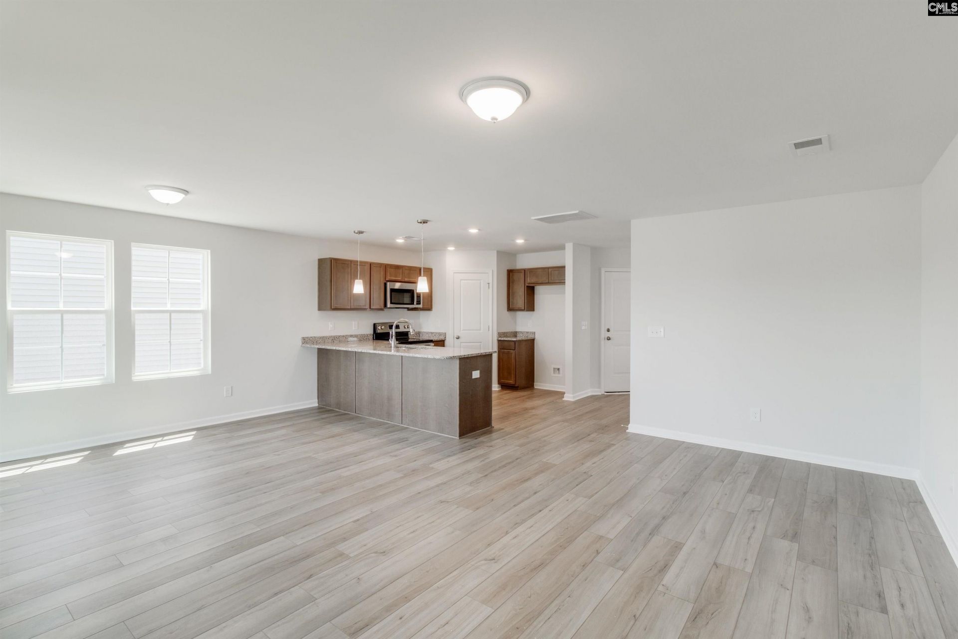 230 Laurinton Farms Drive Photo 6
