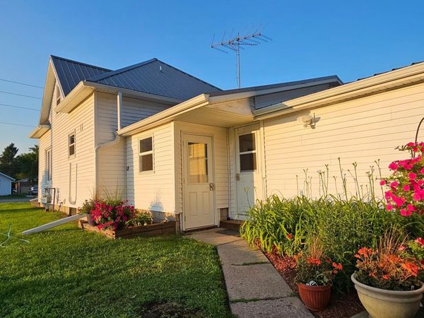 303 Minnesota Avenue E, Sebeka, MN 56477