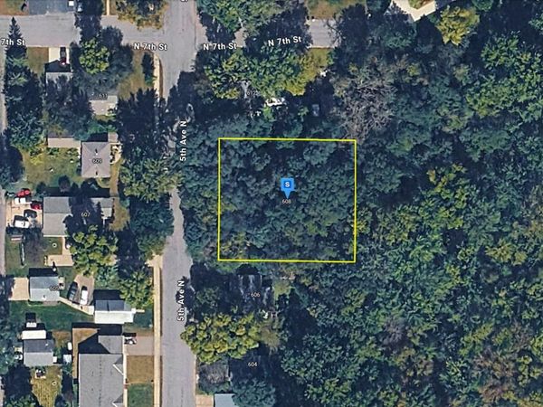 608 5th Avenue N, Princeton, MN 55371