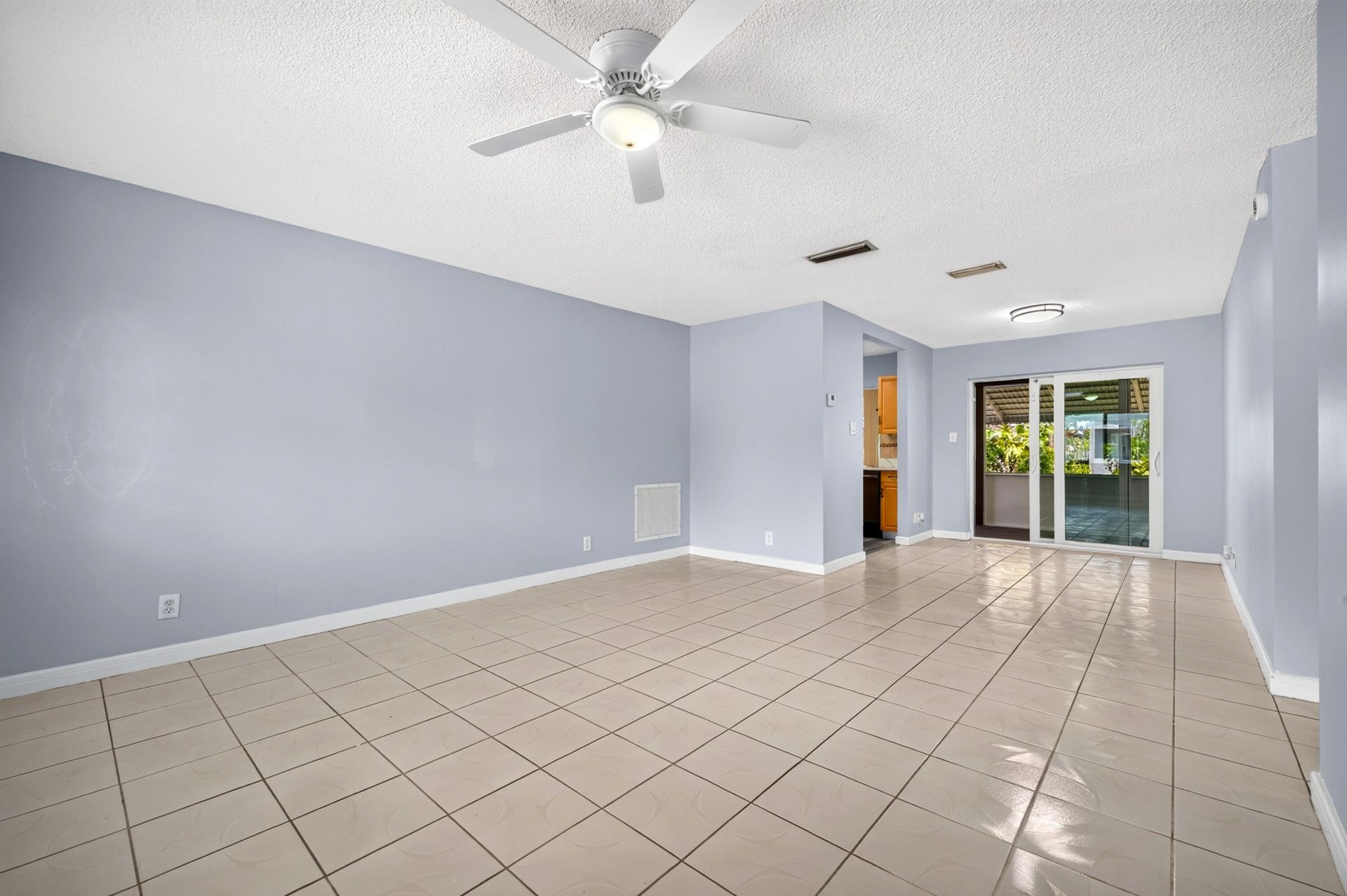 1150 NW 72nd Terrace, Margate, FL 33063 Photo