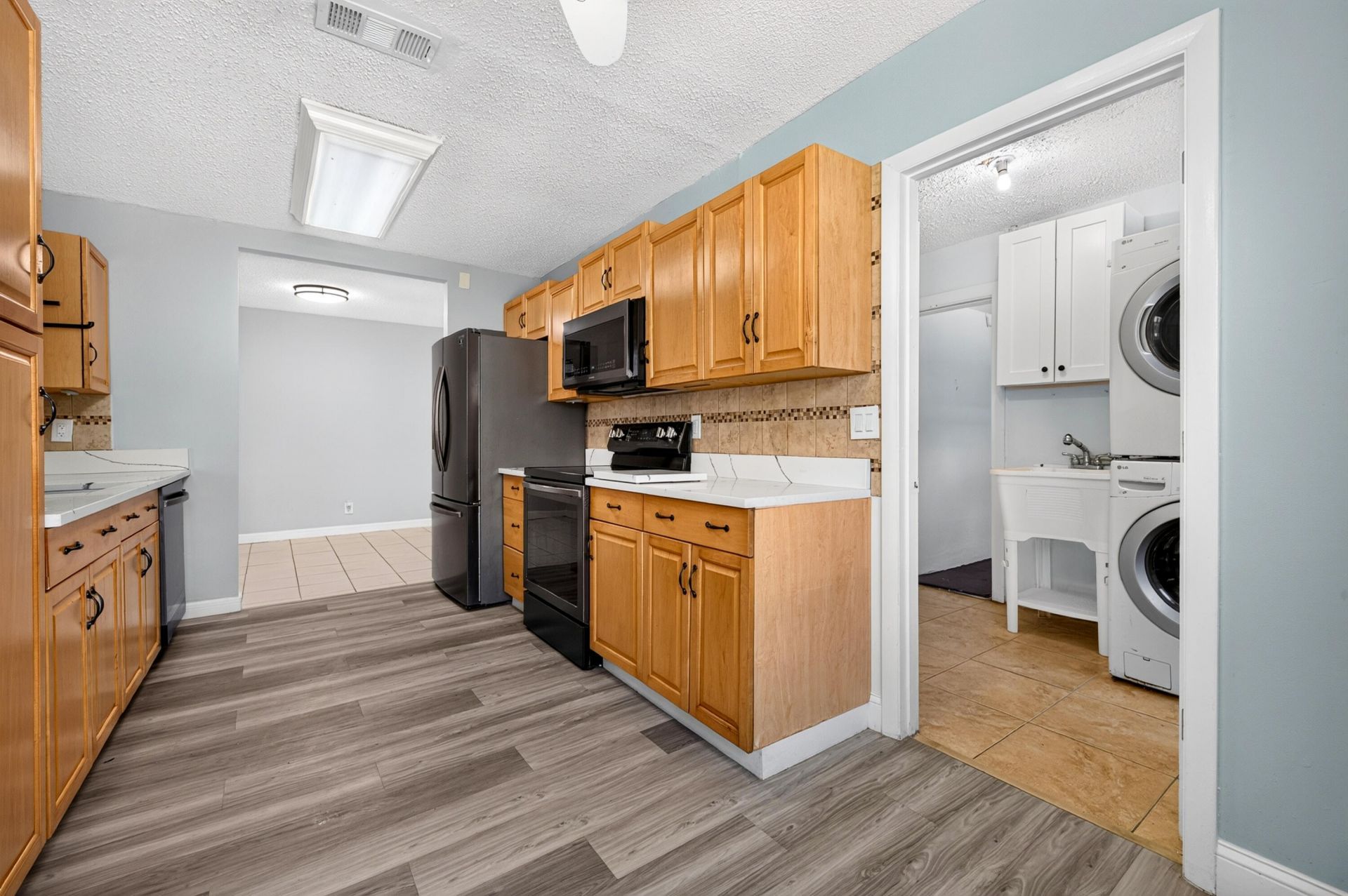 1150 NW 72nd Terrace, Margate, FL 33063 Photo
