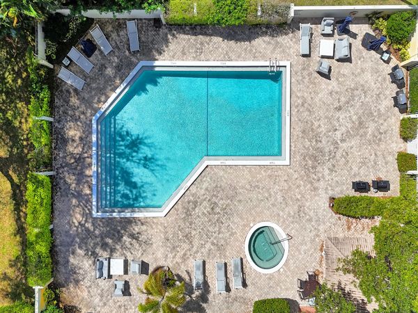 5951 WELLESLEY PARK Drive, Unit 405, Boca Raton, FL 33433