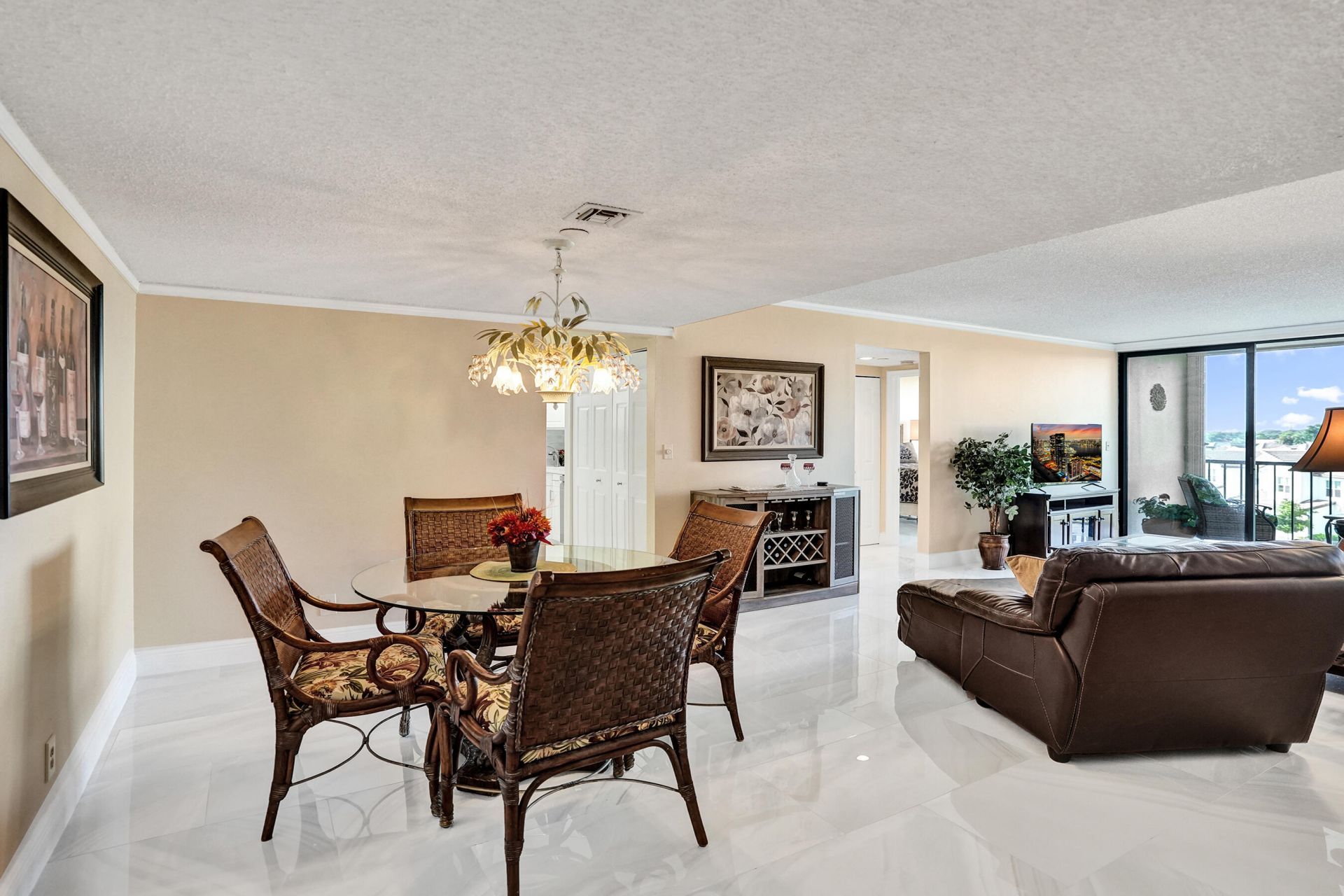 5951 Wellesley Park Drive, Unit 405, Boca Raton, FL 33433 Photo
