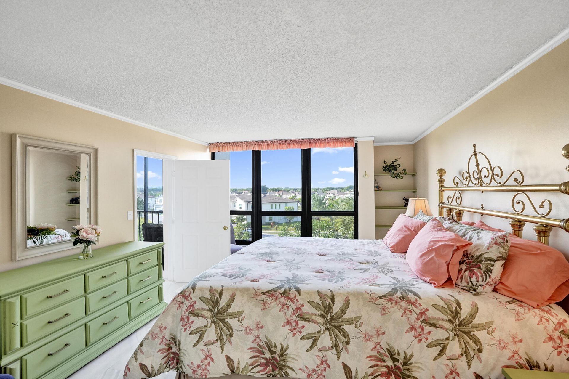 5951 Wellesley Park Drive, Unit 405, Boca Raton, FL 33433 Photo