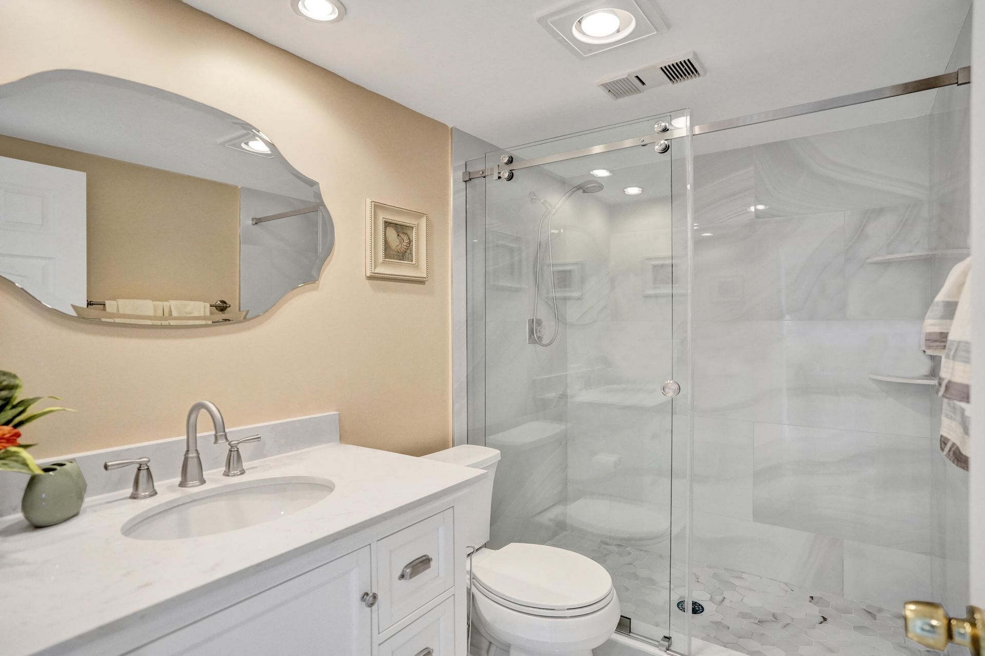 5951 Wellesley Park Drive, Unit 405, Boca Raton, FL 33433 Photo