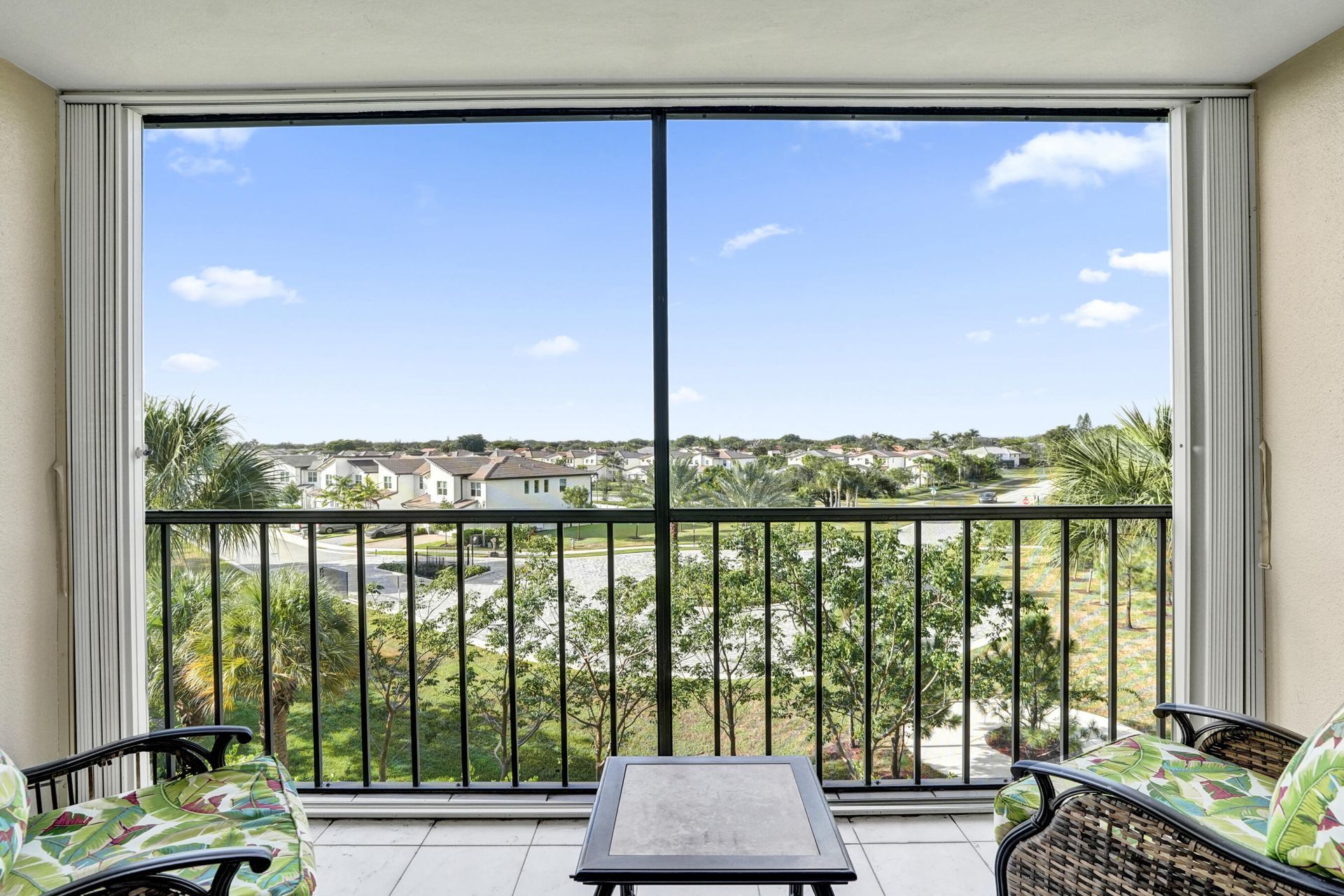 5951 Wellesley Park Drive, Unit 405, Boca Raton, FL 33433 Photo