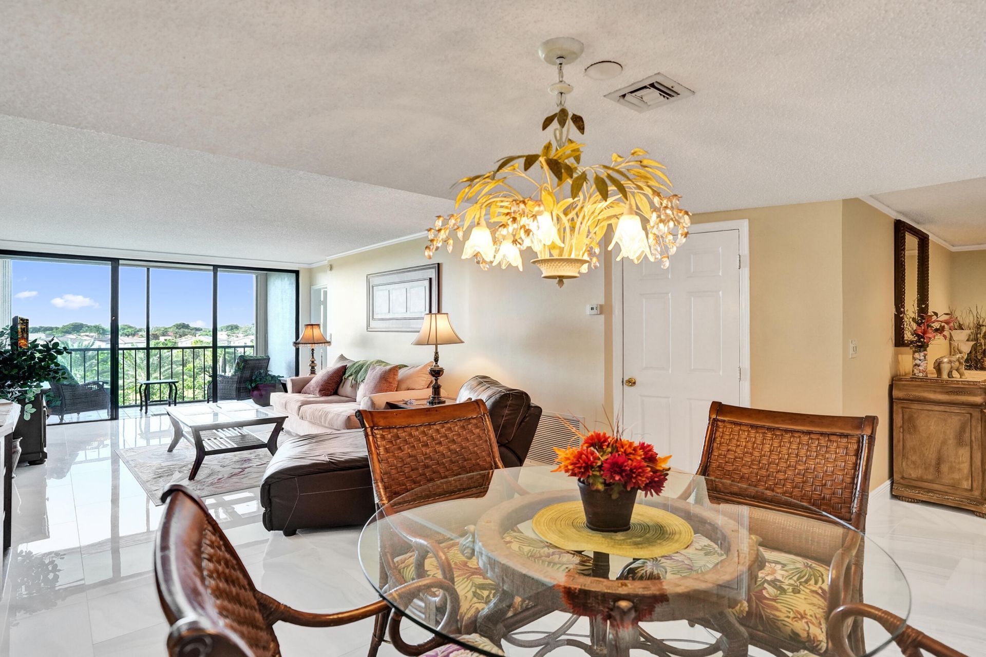 5951 Wellesley Park Drive, Unit 405, Boca Raton, FL 33433 Photo