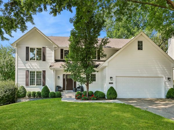 918 57th Street, West Des Moines, IA 50266