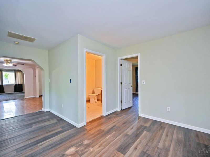 884 Stanlyn Drive, Union Township, OH 45245 Photo 19
