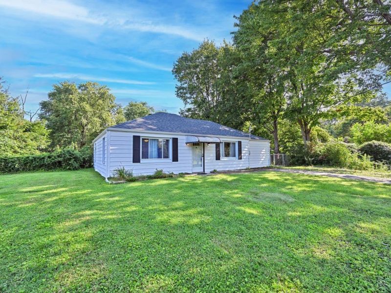 884 Stanlyn Drive, Union Township, OH 45245 Photo 3