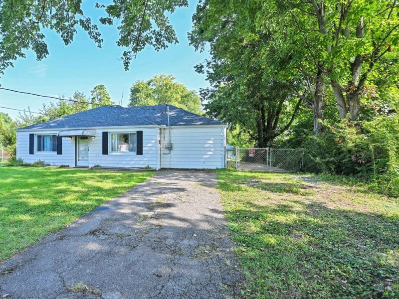 884 Stanlyn Drive, Union Township, OH 45245 Photo 5