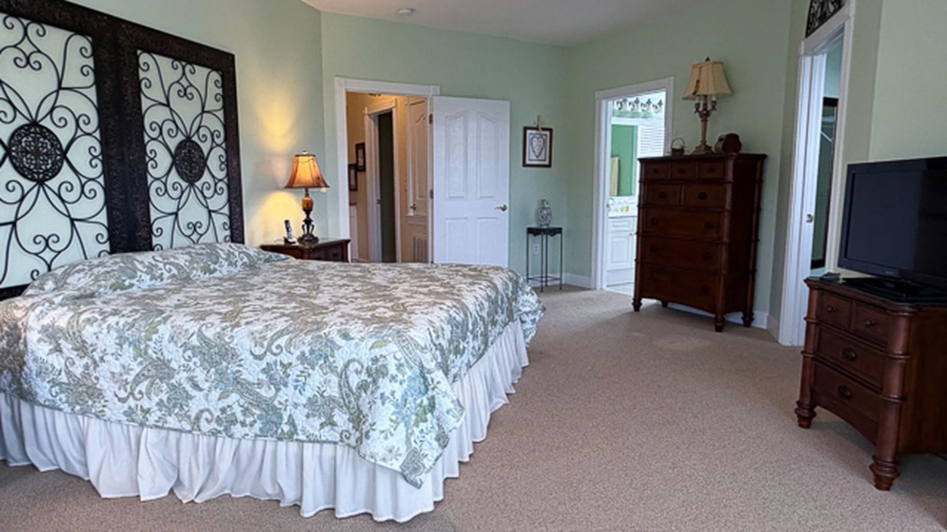 2241 Water View Dr.  Photo 14