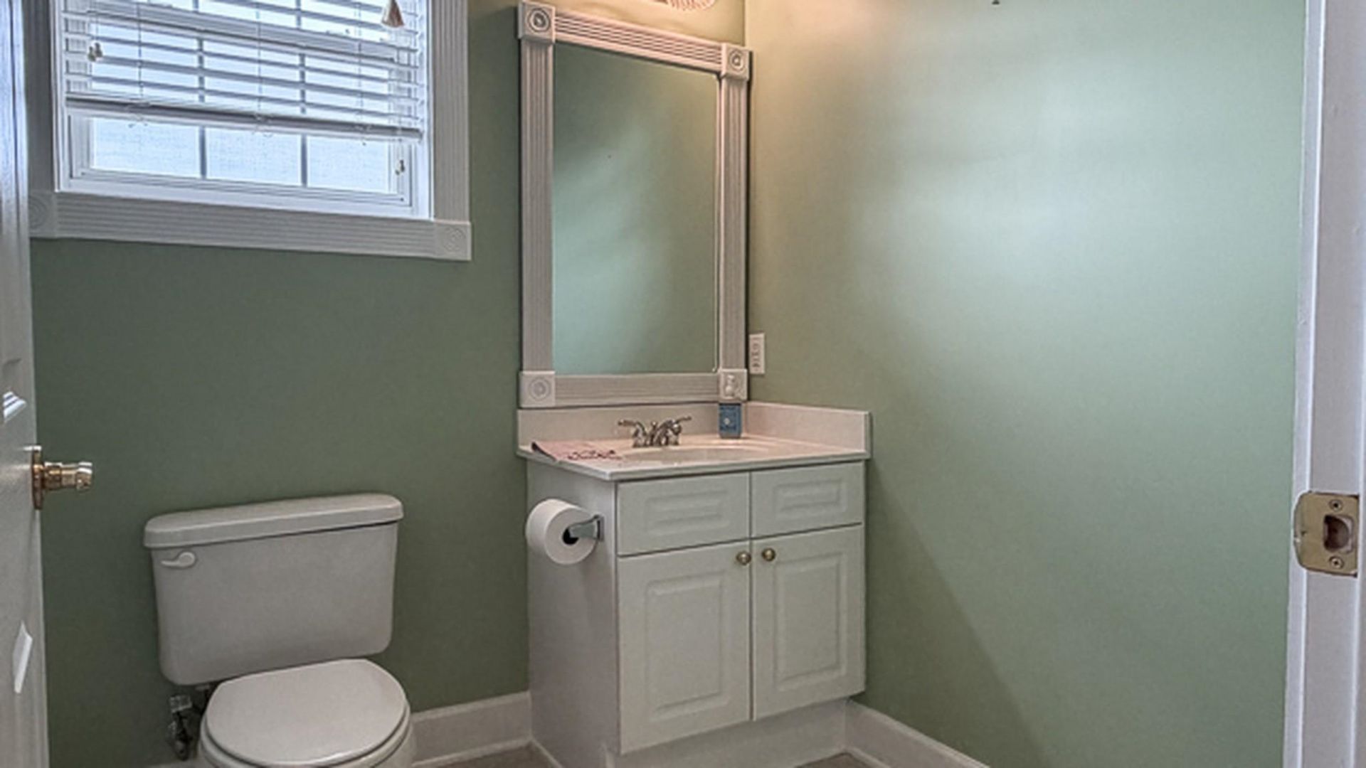 2241 Water View Dr.  Photo 26