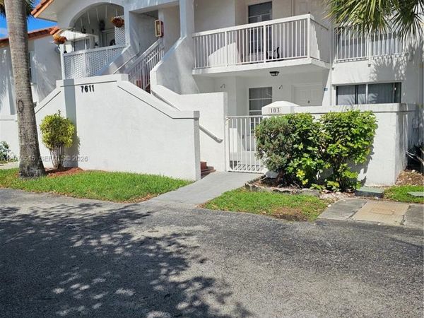 7611 SW 153rd Ct , Unit 103, Kendall, FL 33193